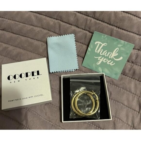 New 4mm Thick Gold Chunky Earrings Steling Silver Post Hoops Earrings For Women - Picture 1 of 2